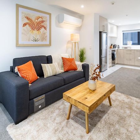 כרייסטצ'רץ' Modern City Lifestyle: 2 Bedroom 1 Bath מראה חיצוני תמונה